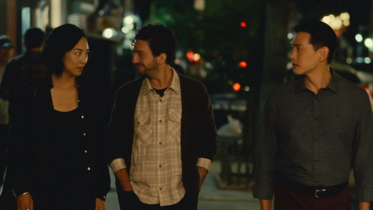 oh my god twitter doesn’t include alt text from images in their API