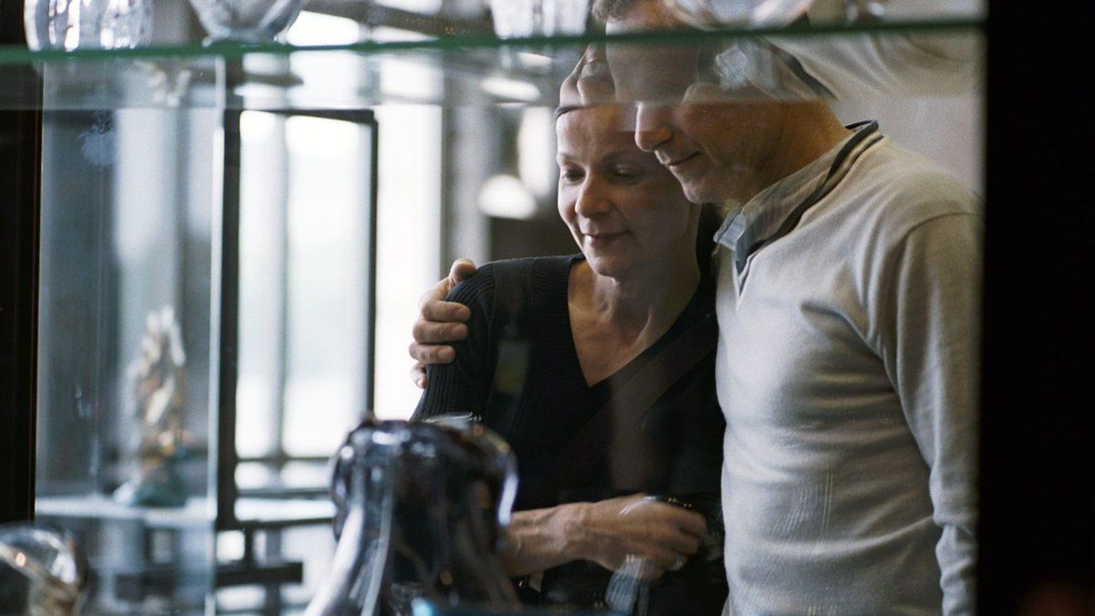 oh my god twitter doesn’t include alt text from images in their API